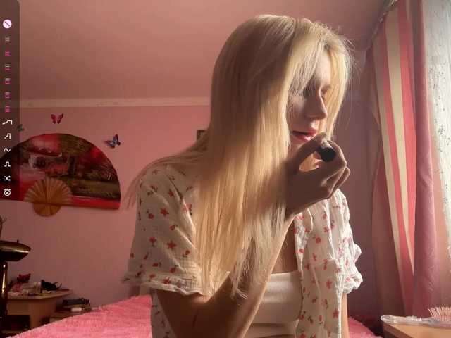 LeilaGerveler live cam on BongaCams
