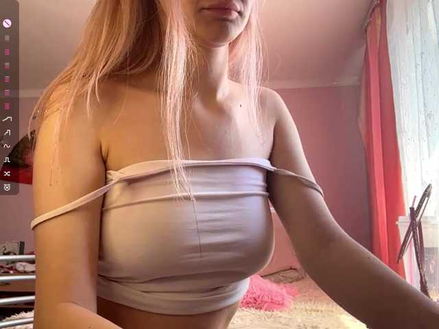 LeilaGerveler live cam on BongaCams