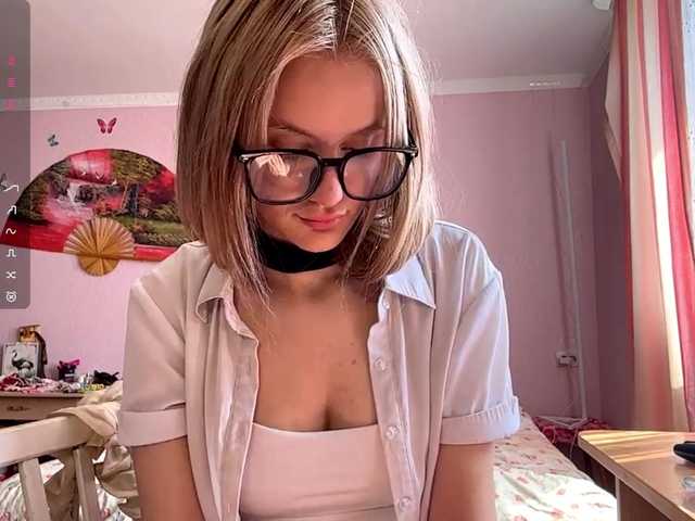 LeilaGerveler live cam on BongaCams