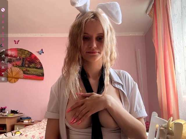 LeilaGerveler live cam on BongaCams