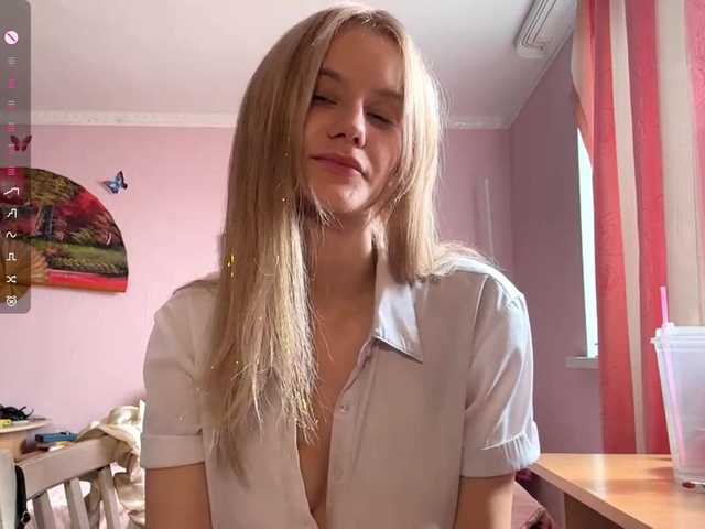 LeilaGerveler live cam on BongaCams