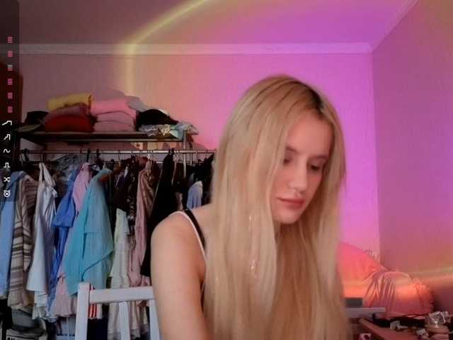 LeilaGerveler live cam on BongaCams