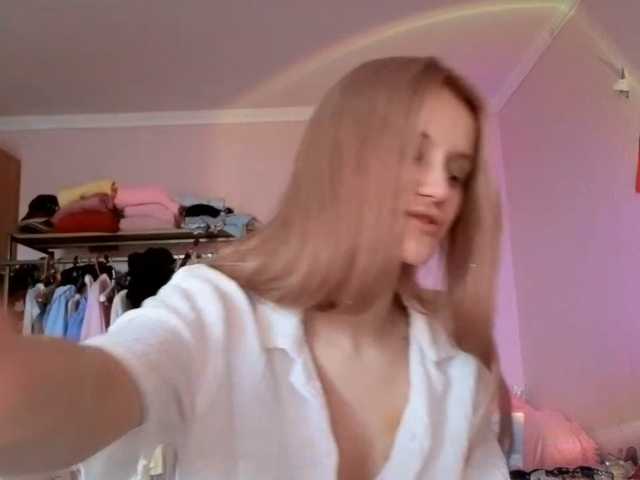 LeilaGerveler live cam on BongaCams