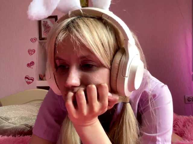 LeilaGerveler live cam on BongaCams