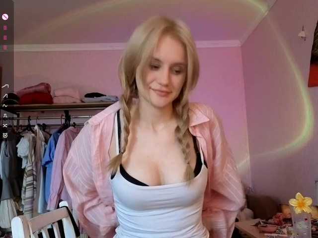 LeilaGerveler live cam on BongaCams