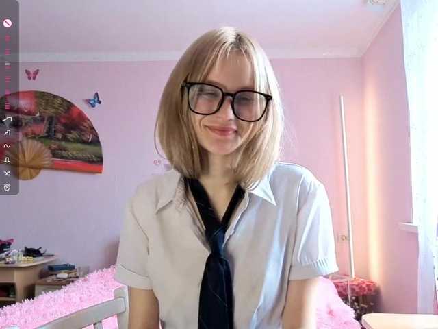 LeilaGerveler live cam on BongaCams