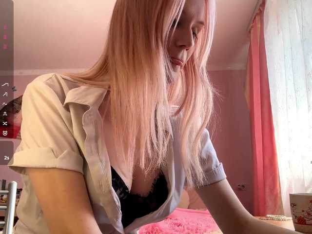 LeilaGerveler live cam on BongaCams