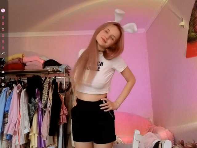 LeilaGerveler live cam on BongaCams
