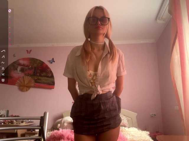 LeilaGerveler live cam on BongaCams