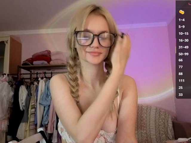 LeilaGerveler live cam on BongaCams