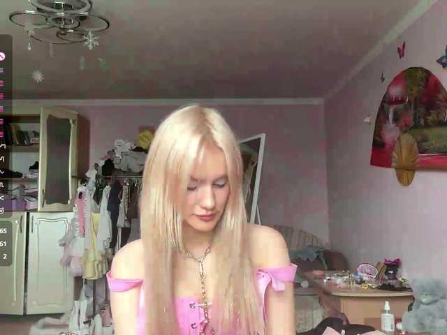 LeilaGerveler live cam on BongaCams