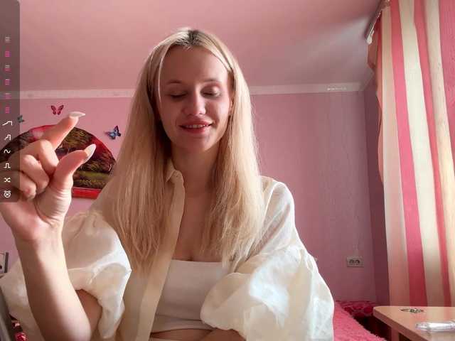LeilaGerveler live cam on BongaCams