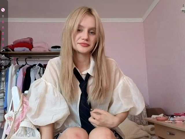 LeilaGerveler live cam on BongaCams