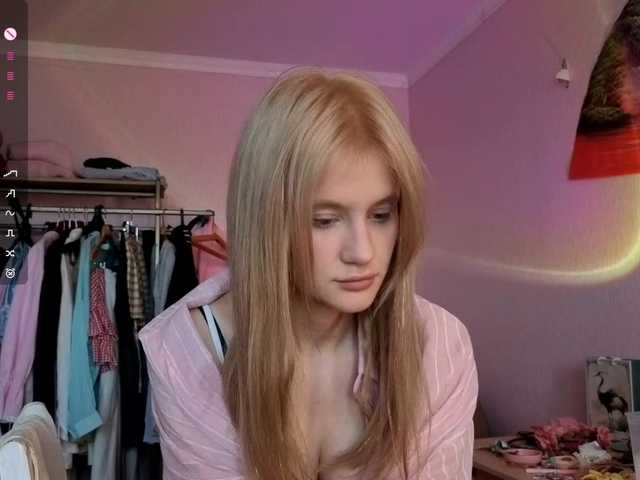 LeilaGerveler live cam on BongaCams