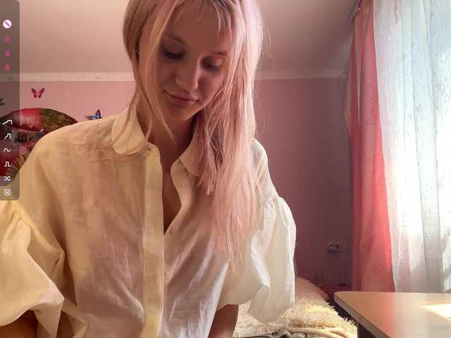 LeilaGerveler live cam on BongaCams