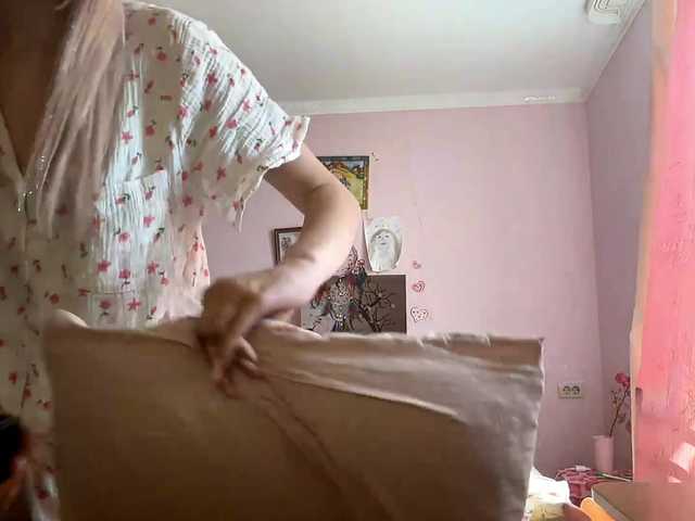 LeilaGerveler live cam on BongaCams
