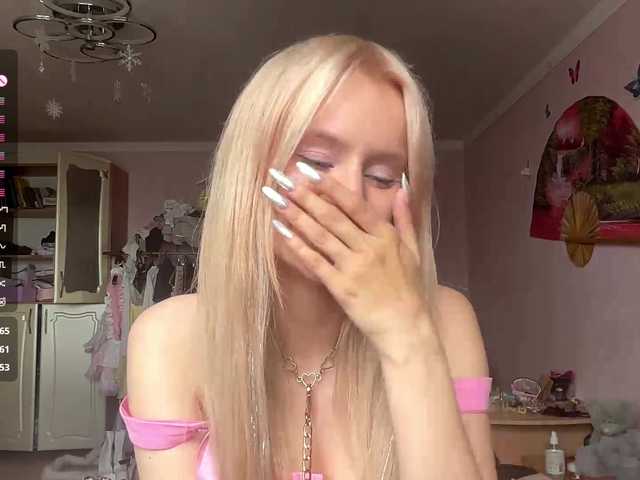 LeilaGerveler live cam on BongaCams