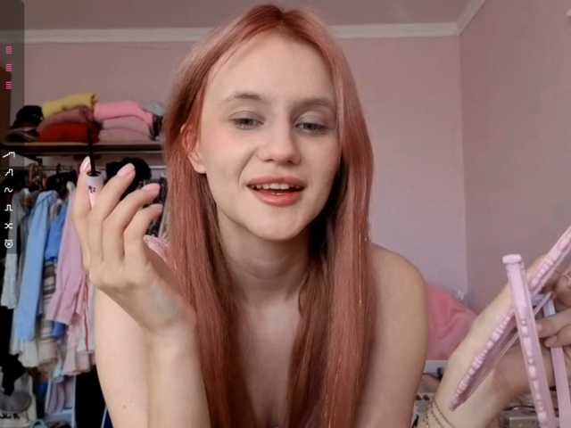 LeilaGerveler live cam on BongaCams
