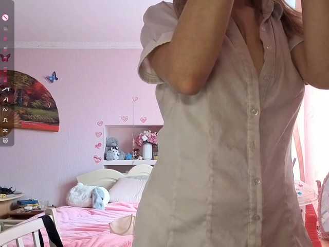 LeilaGerveler live cam on BongaCams