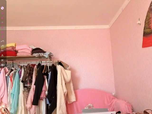 LeilaGerveler live cam on BongaCams
