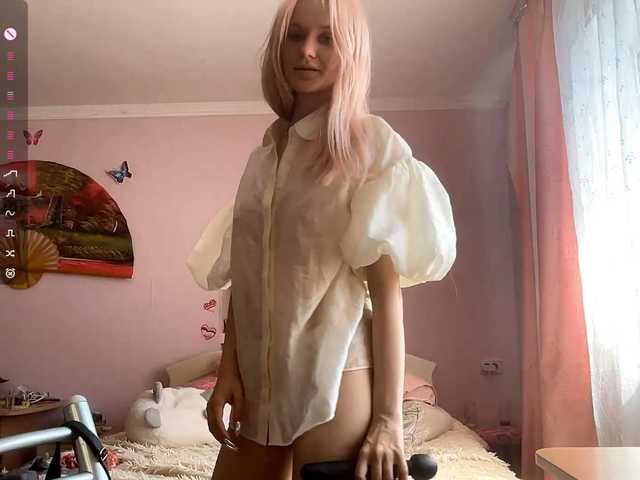 LeilaGerveler live cam on BongaCams