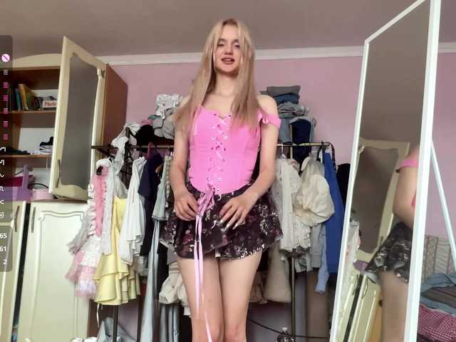 LeilaGerveler live cam on BongaCams