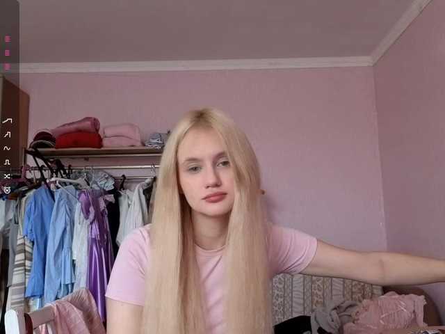 LeilaGerveler live cam on BongaCams