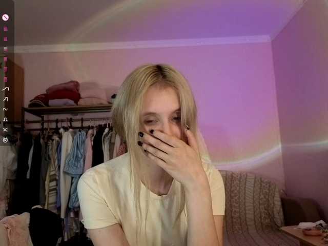 LeilaGerveler live cam on BongaCams