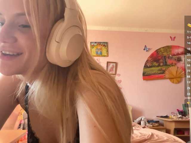 LeilaGerveler live cam on BongaCams