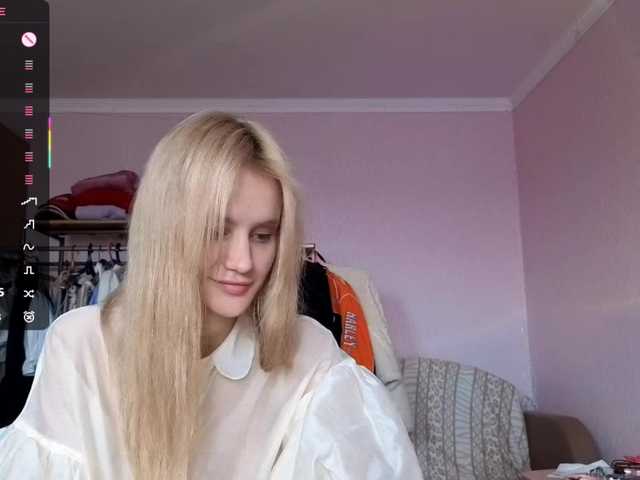 LeilaGerveler live cam on BongaCams
