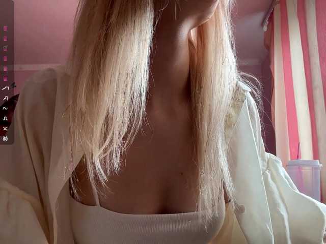 LeilaGerveler live cam on BongaCams