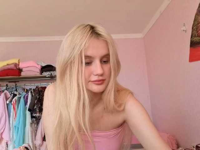 LeilaGerveler live cam on BongaCams