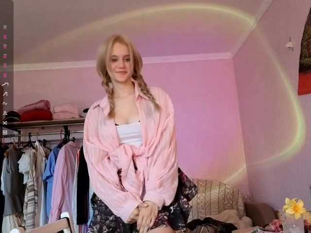 LeilaGerveler live cam on BongaCams