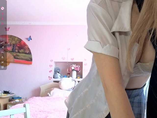LeilaGerveler live cam on BongaCams
