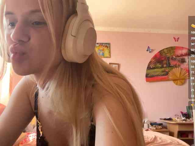 Melissablow webcam