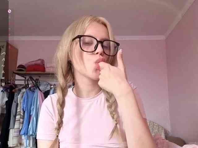 Melissablow webcam