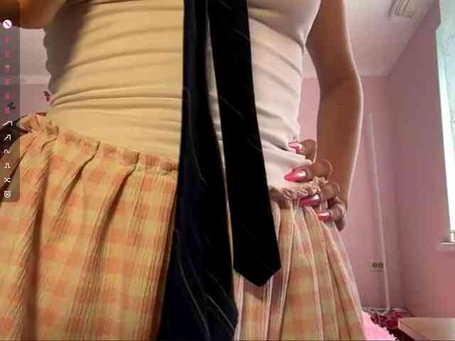 Melissablow's cam show statistics and live stream