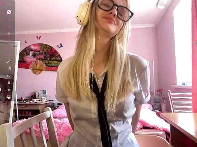 模特: Melissablow