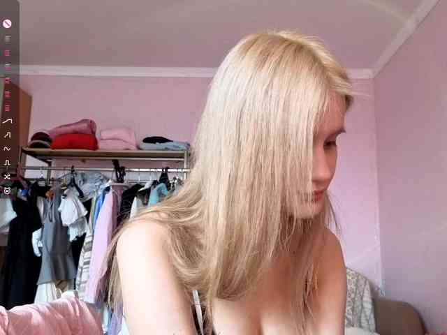 Melissablow webcam