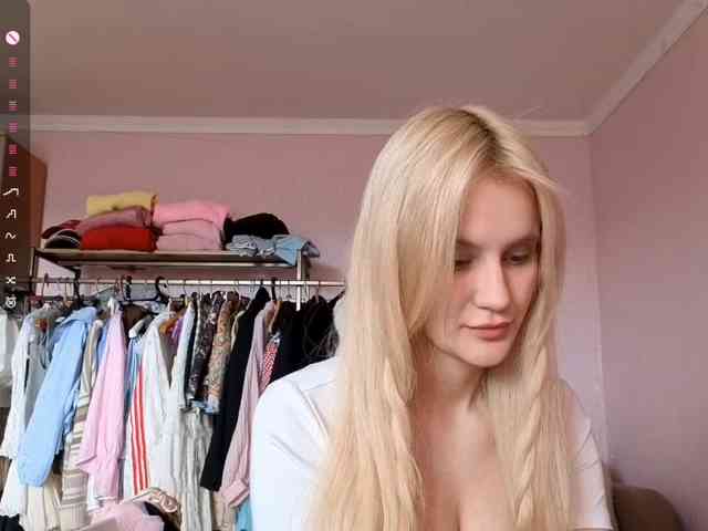 Melissablow webcam