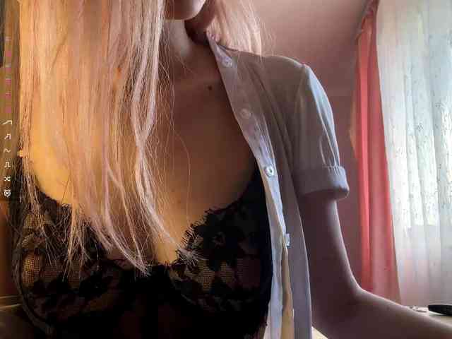 Melissablow webcam