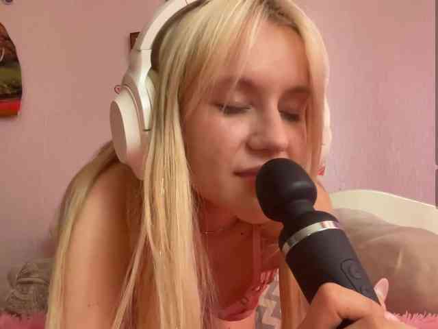 Melissablow webcam