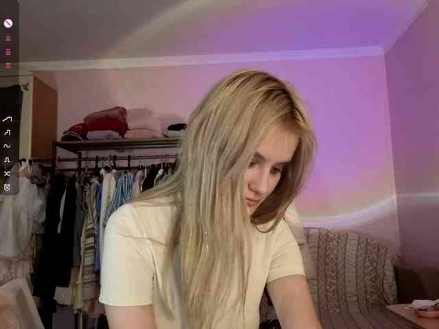 Melissablow webcam