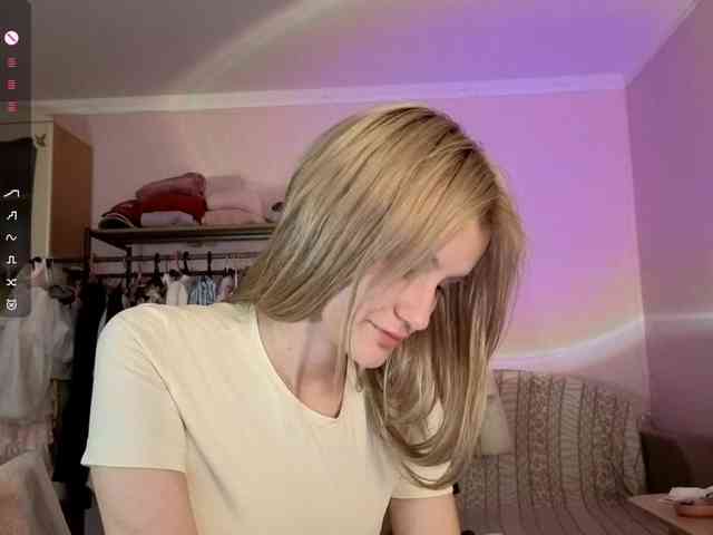 Melissablow webcam