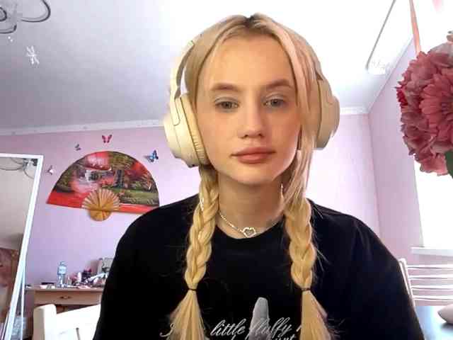 Melissablow webcam