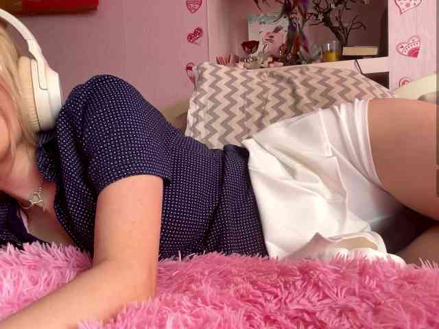 Melissablow webcam