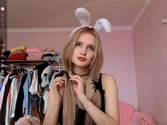 Melissablow webcam