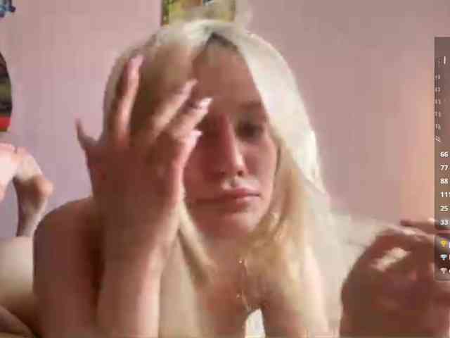 Melissablow webcam