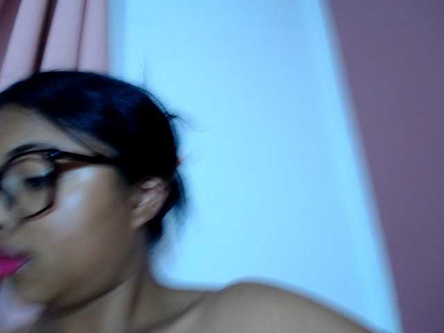 ALYASH live cam on BongaCams