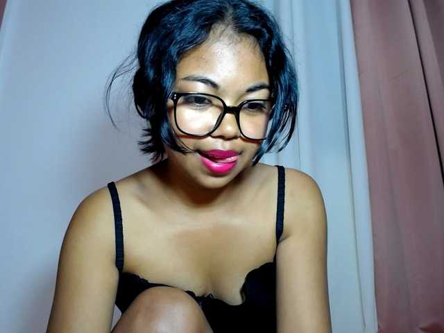 ALYASH live cam on BongaCams